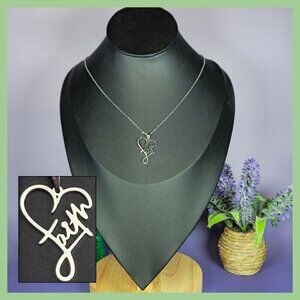 "Faith" Heart‎ Pendant Necklace (NWOT)